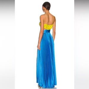 AMUR Elodie Gown NWT Size 4